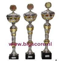 009: AUB 008 Beker Goud-Zilver