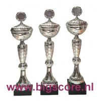 047: AUB 013 Beker Zilver