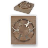 TRH736 Sculptuur Metaal op Hout
